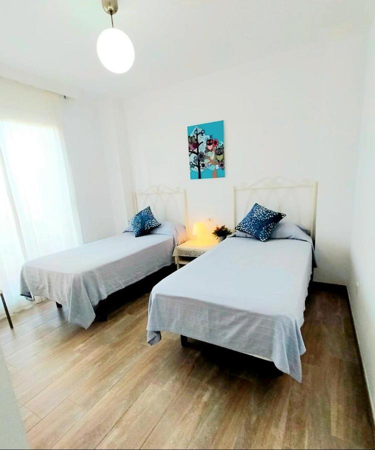 Maravilloso Apartamento Нерха Екстер'єр фото